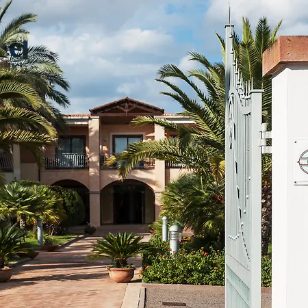 Hotel Santa Gilla 4*
