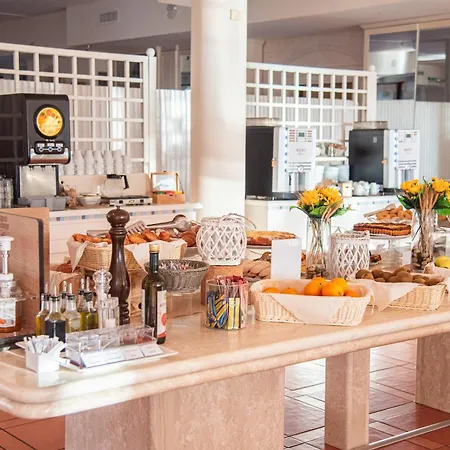 Santa Gilla Hotel