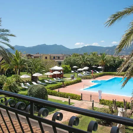 Hotel Santa Gilla 4*