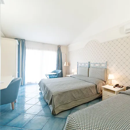 Santa Gilla Hotel 4*